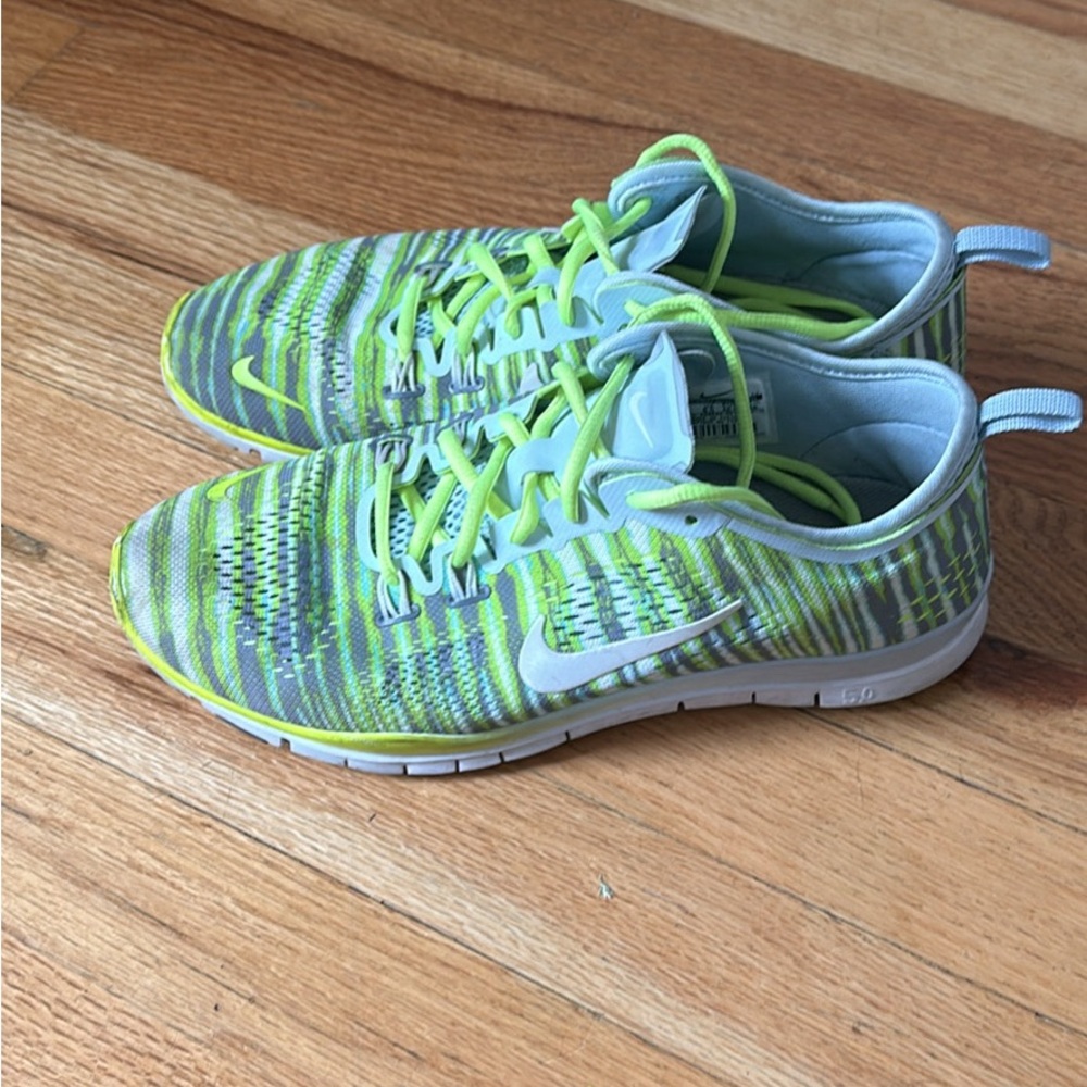 Nike Free 5.0 TR Fit 4 Print 629832-401 Green Gray Training Shoes Womens Size 9